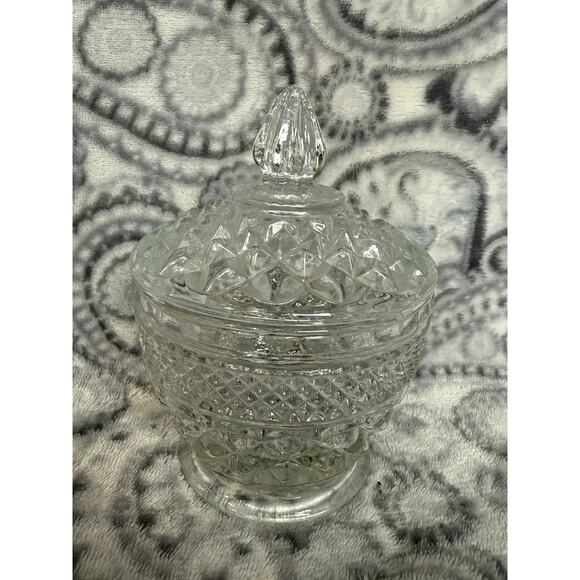 Vintage Anchor Hocking Wexford Pressed Glass Candy Jar with Lid - Picture 1 of 2